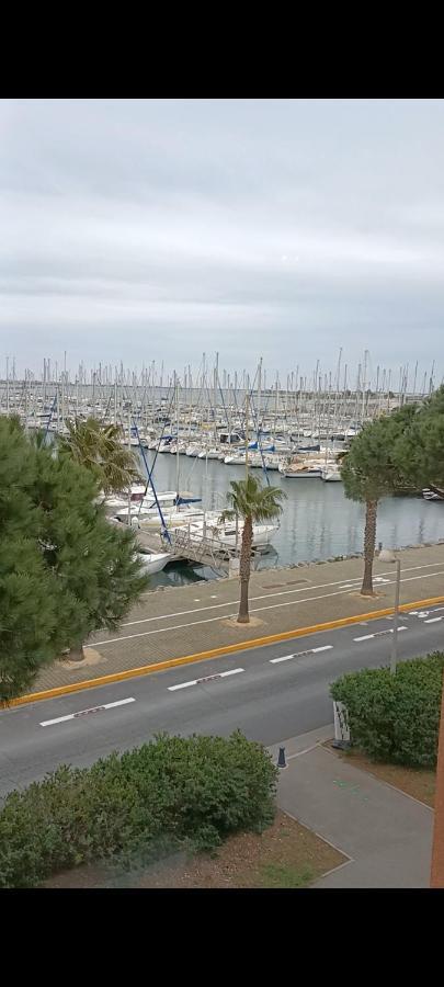 グリュイッサンLe Clin D'Oeil Sur Le Port.アパートメント エクステリア 写真